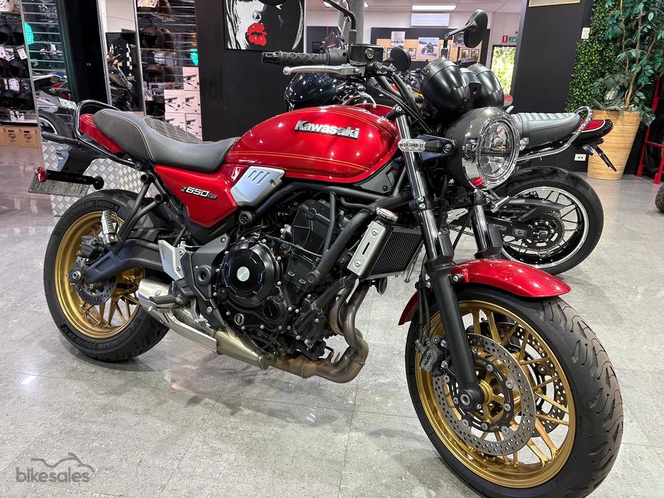 Kawasaki Z650RS