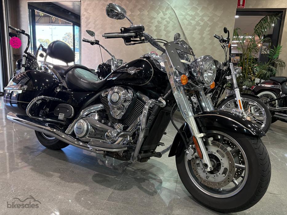 Kawasaki Vulcan 1700 Nomad – KimBrittonMotorcycles