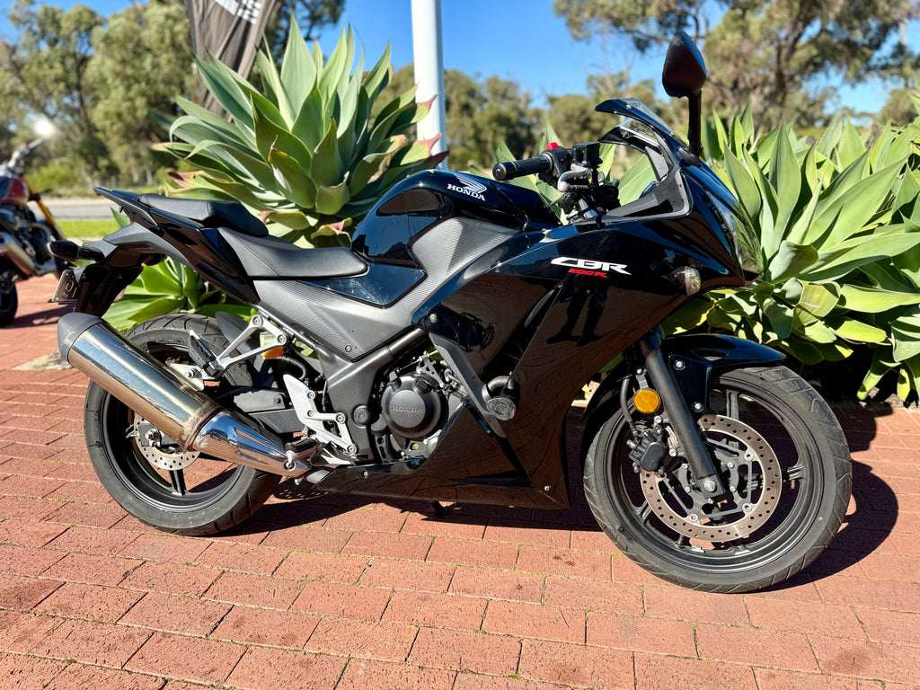 Honda CBR300
